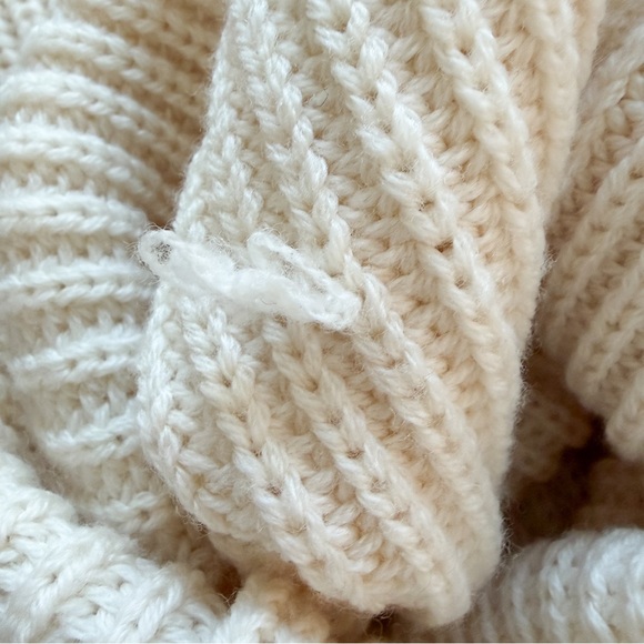 WILFRED • Montpellier Merino Wool Waist Turtleneck in Light Birch - Picture 10 of 14